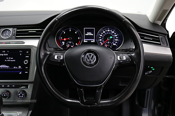 Volkswagen Passat 2.0 TDI S 4dr DSG [7 Speed] in Down