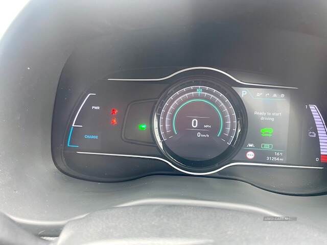 Hyundai Kona ELECTRIC HATCHBACK in Down