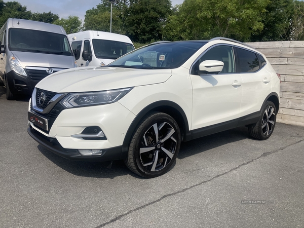 Nissan Qashqai DIESEL HATCHBACK in Down