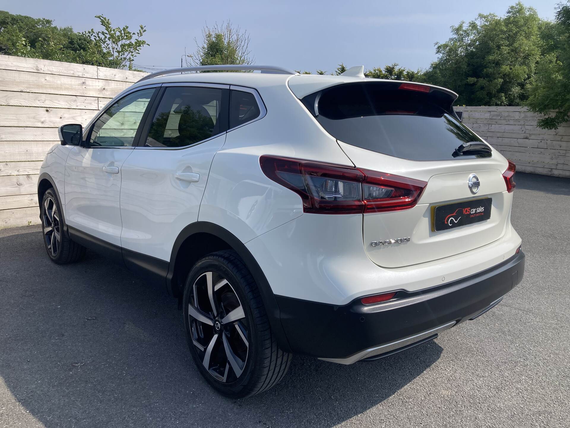 Nissan Qashqai DIESEL HATCHBACK in Down