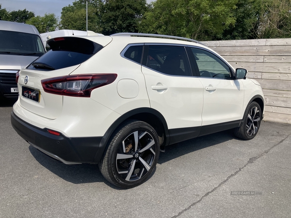 Nissan Qashqai DIESEL HATCHBACK in Down