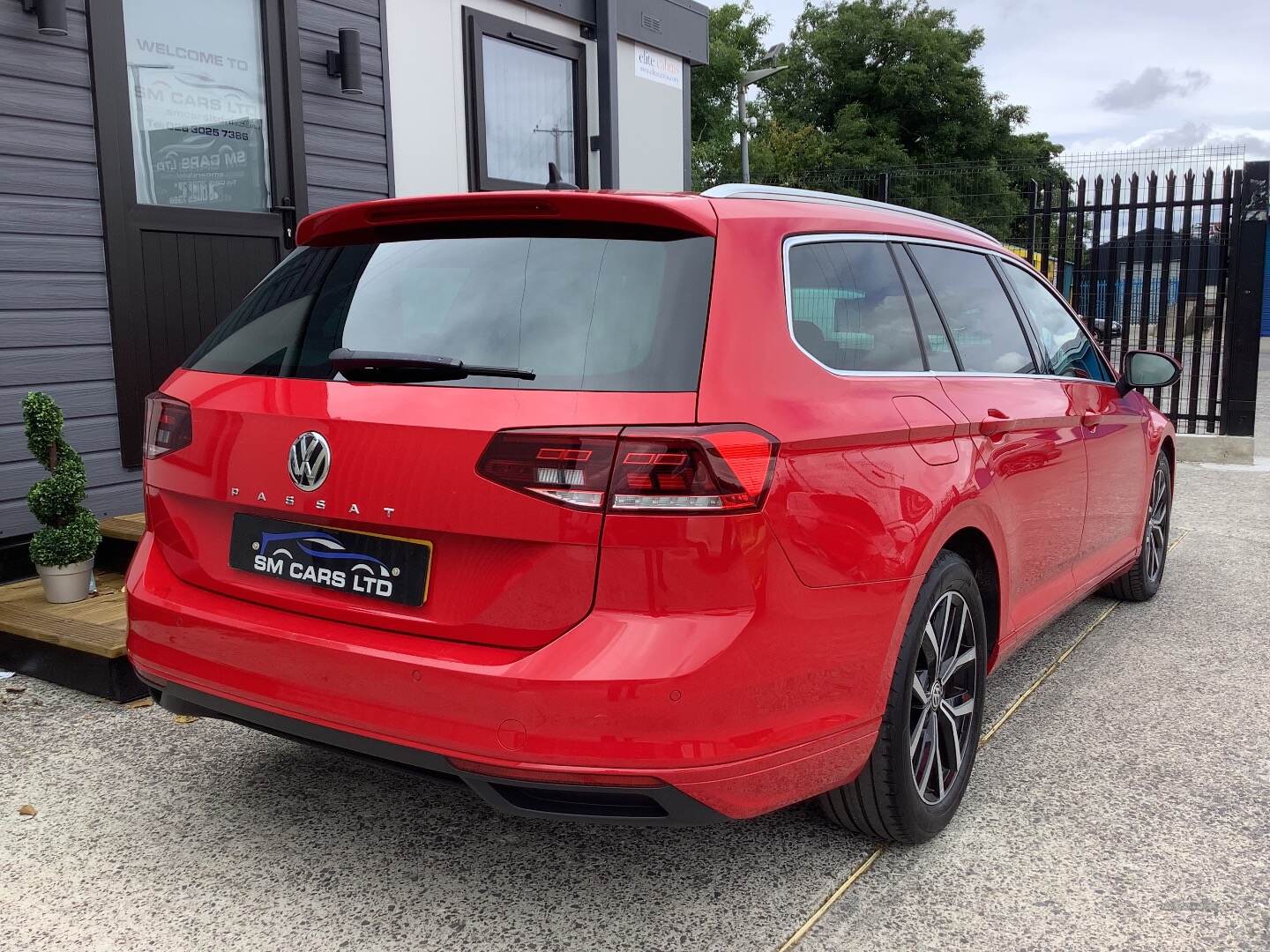 Volkswagen Passat DIESEL ESTATE in Down