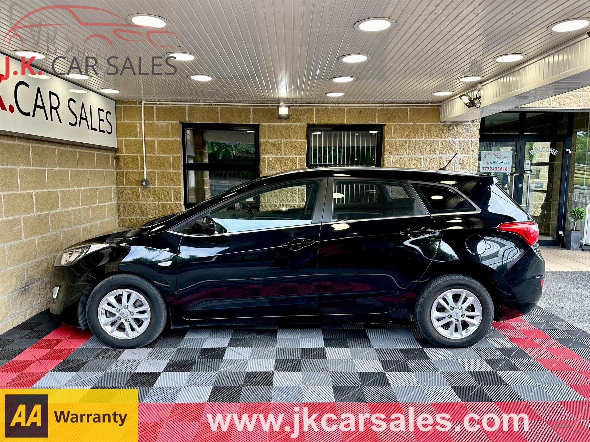 Hyundai i30 DIESEL TOURER in Tyrone