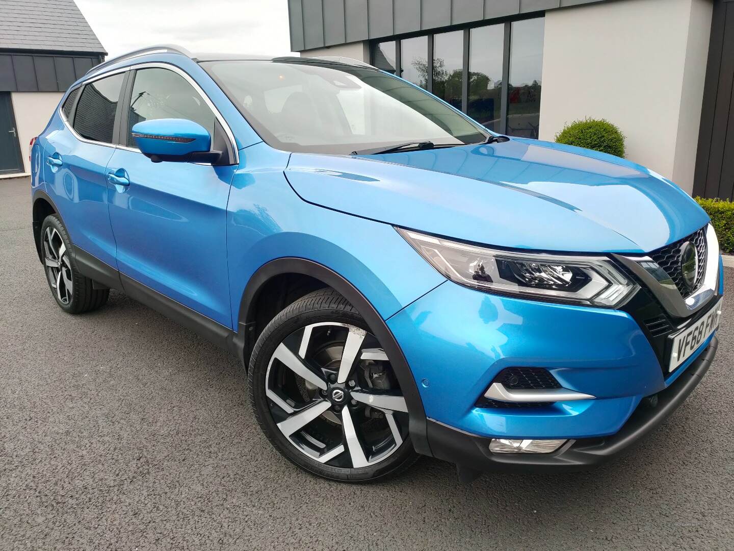 Nissan Qashqai DIESEL HATCHBACK in Armagh