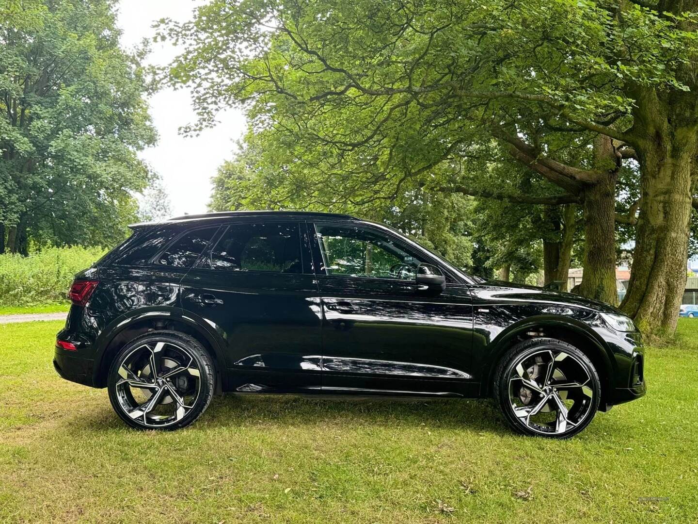 Audi Q5 DIESEL ESTATE in Armagh