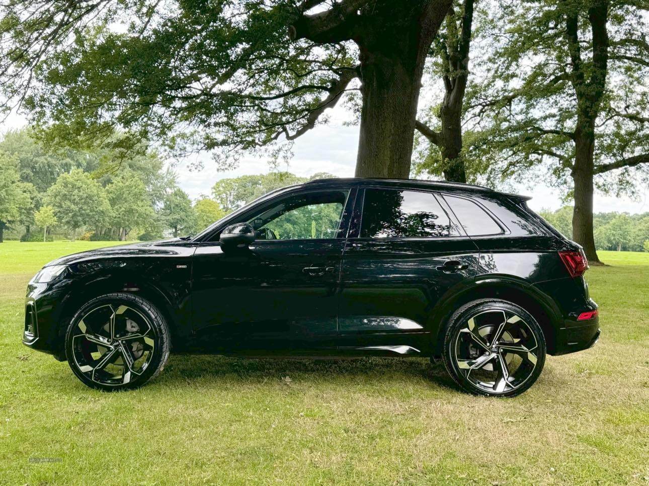 Audi Q5 DIESEL ESTATE in Armagh