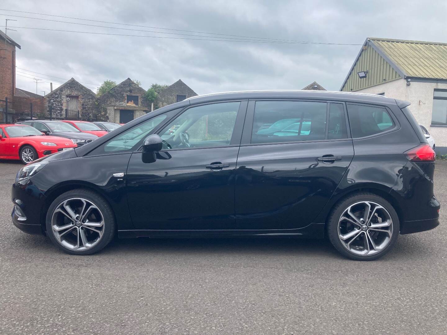 Vauxhall Zafira DIESEL TOURER in Antrim