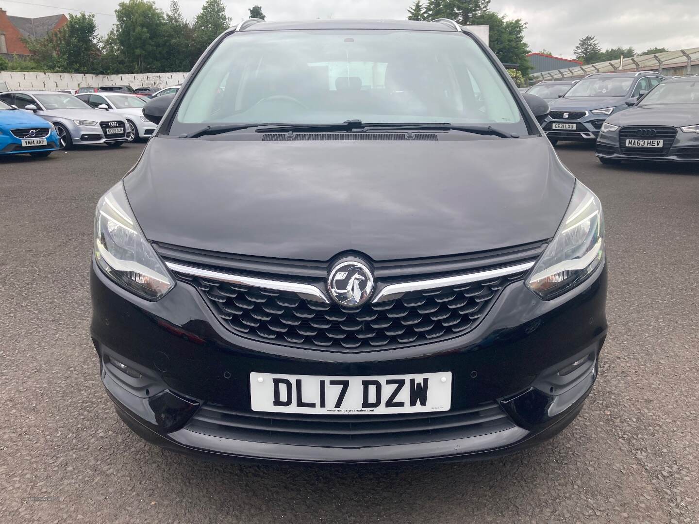 Vauxhall Zafira DIESEL TOURER in Antrim