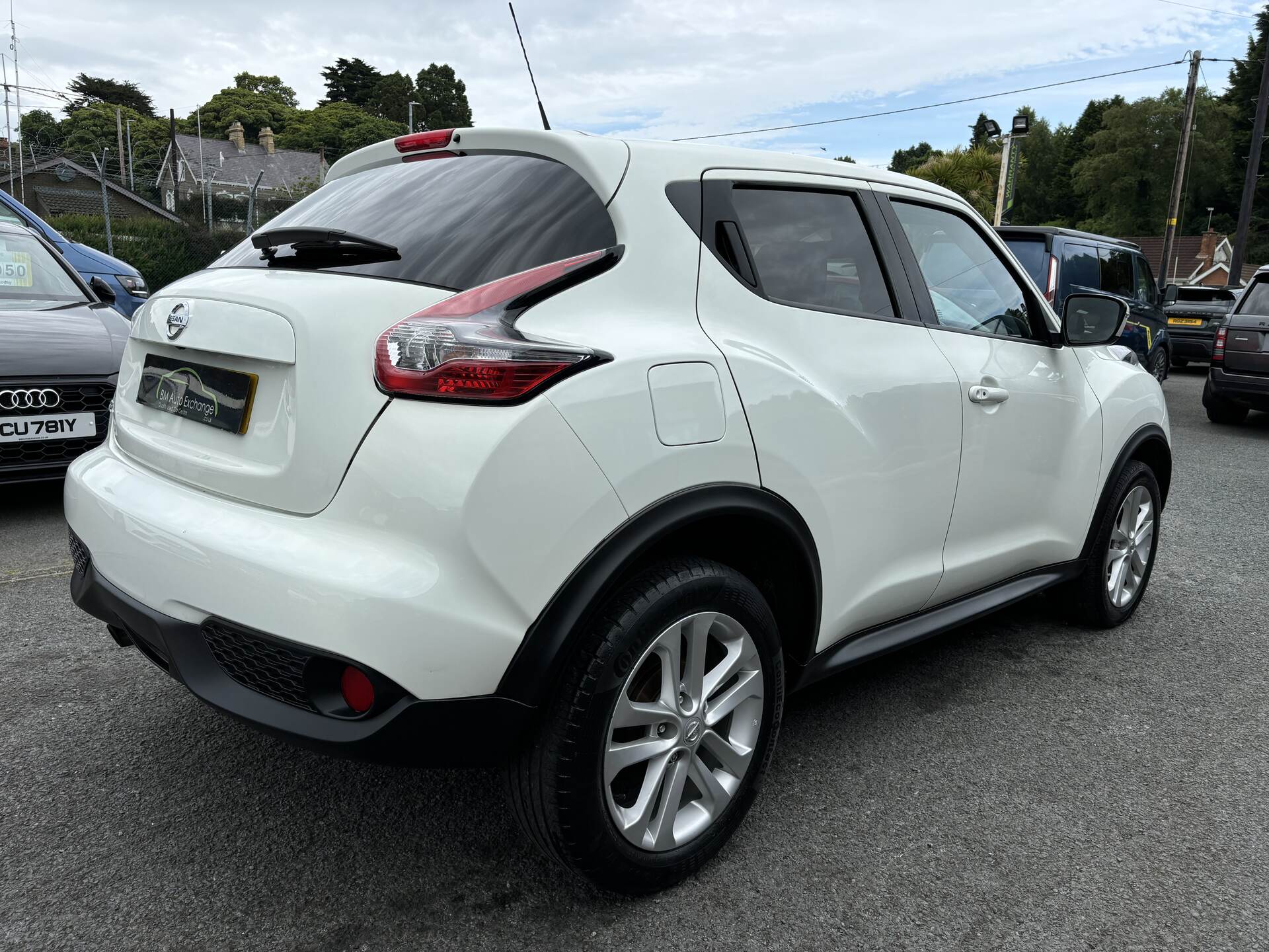 Nissan Juke HATCHBACK in Down