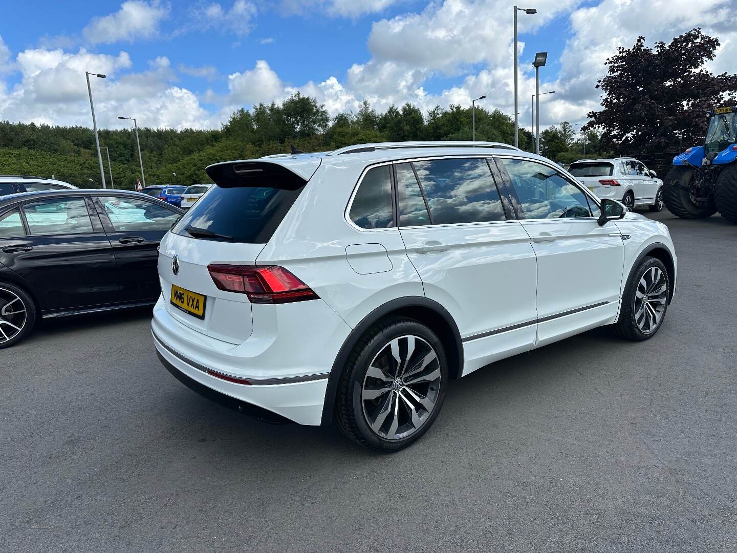 Volkswagen Tiguan DIESEL ESTATE in Down