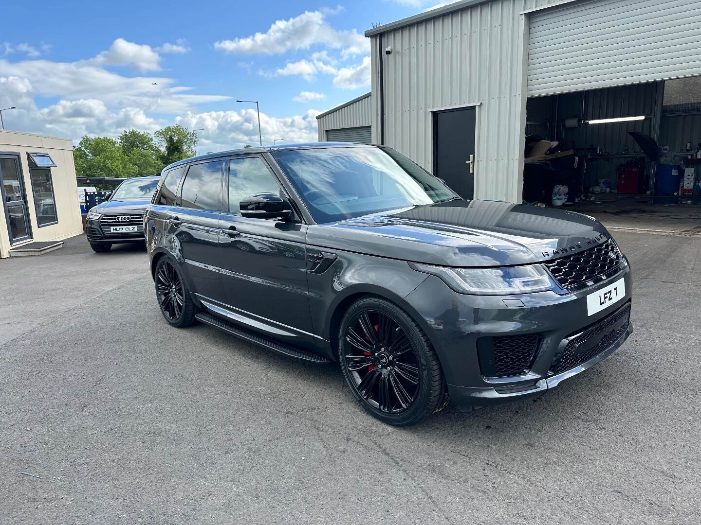 Land Rover Range Rover Sport DIESEL ESTATE in Down