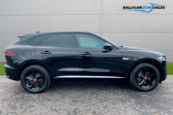 Jaguar F-Pace R-DYNAMIC S 2.0D 200 AUTO AWD IN BLACK WITH ONLY 18K in Armagh