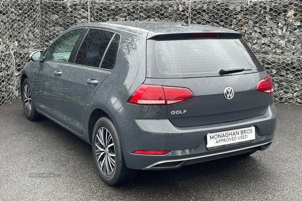 Volkswagen Golf 1.6 TDI SE [Nav] 5dr DSG (0 PS) in Fermanagh