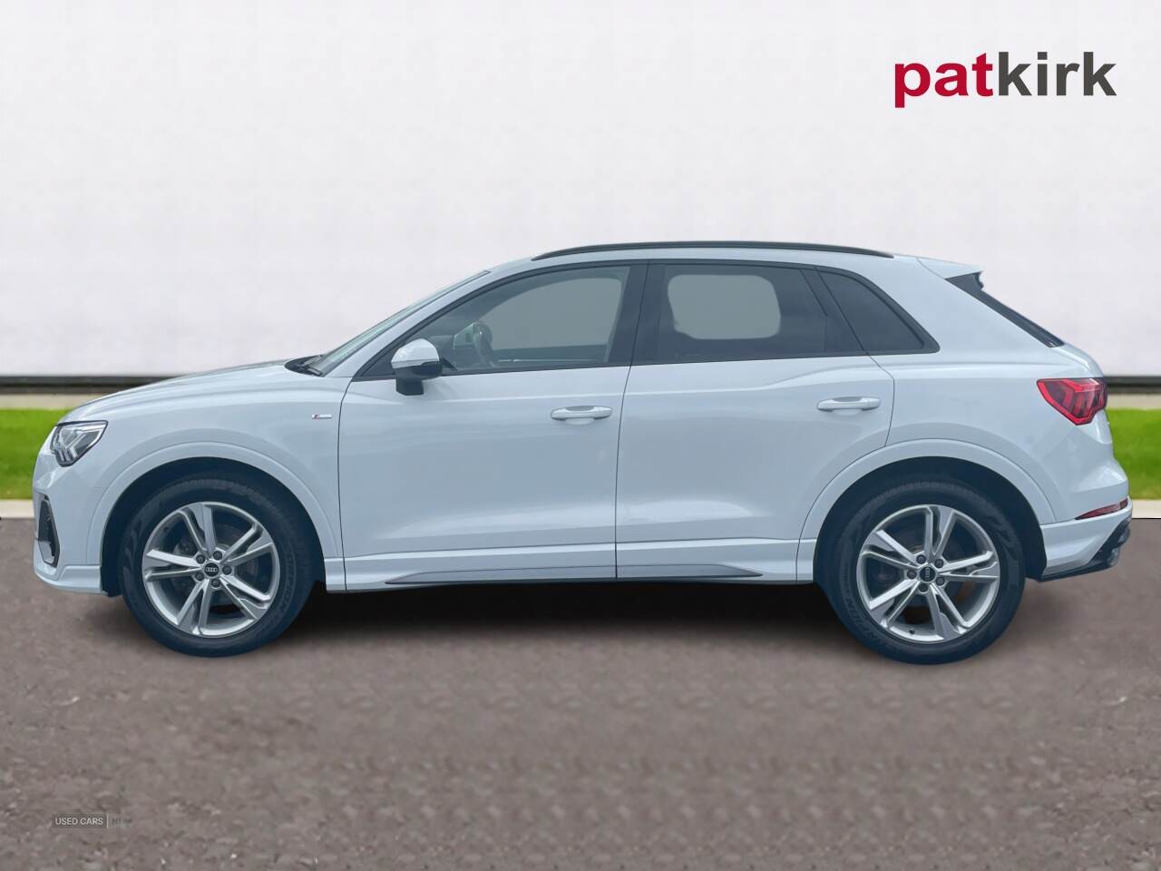 Feb 2021 Audi Q3 35 TFSI S Line 5dr