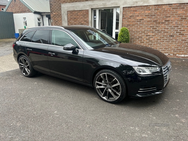 Audi A4 DIESEL AVANT in Derry / Londonderry