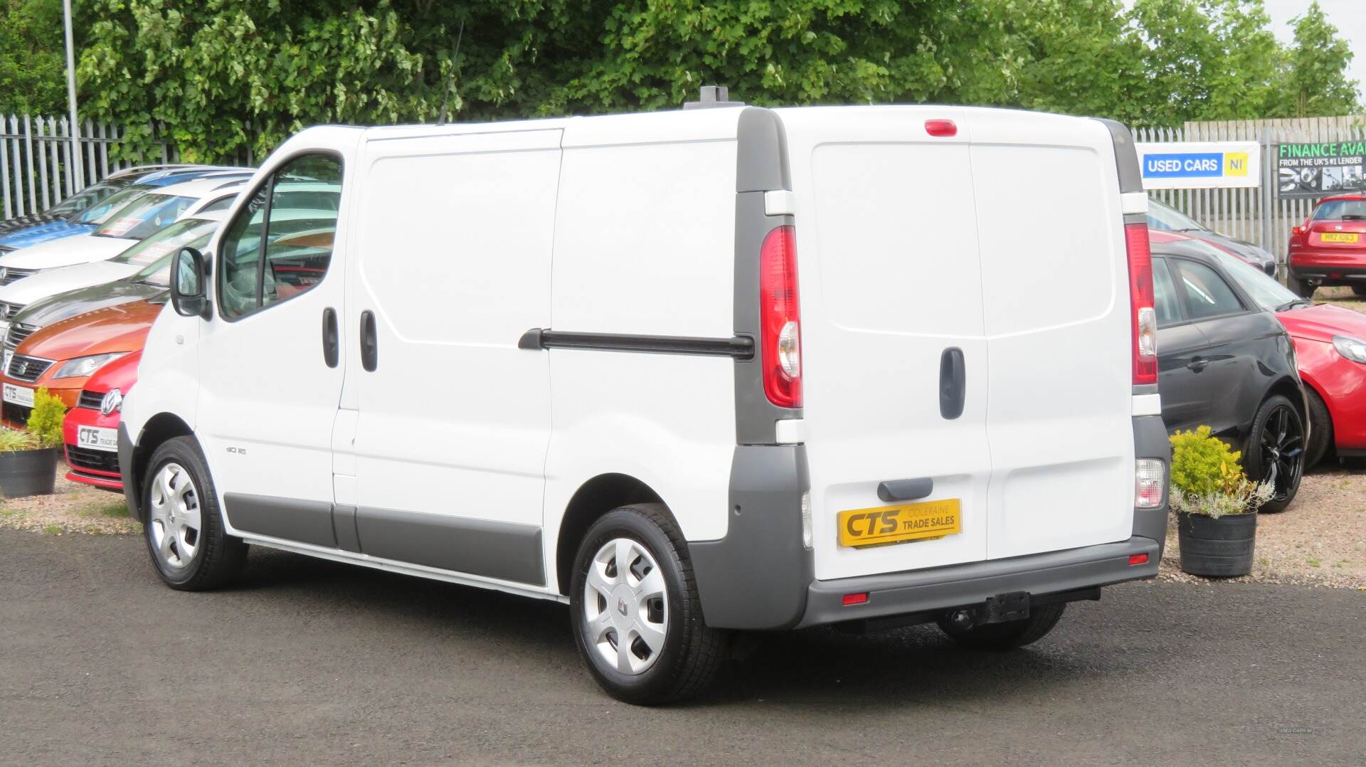 Renault Trafic SWB DIESEL in Derry / Londonderry