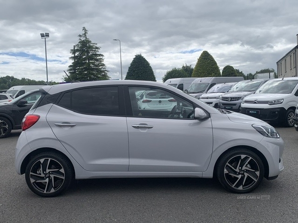 Hyundai i10 HATCHBACK in Derry / Londonderry