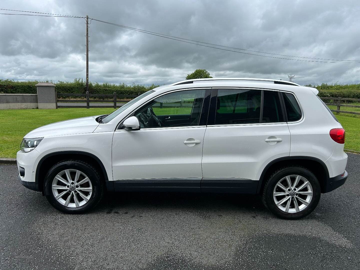 Volkswagen Tiguan DIESEL ESTATE in Armagh