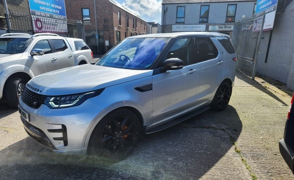 Land Rover Discovery 3.0 TD6 SE 5dr Auto in Antrim