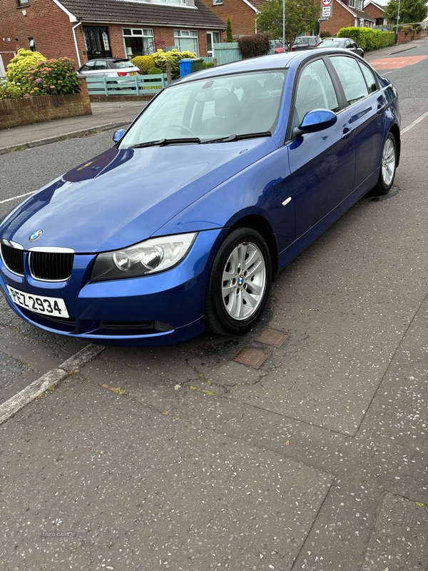 BMW 3 Series 318i SE 4dr in Down