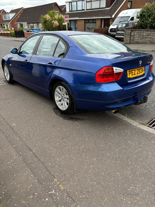BMW 3 Series 318i SE 4dr in Down