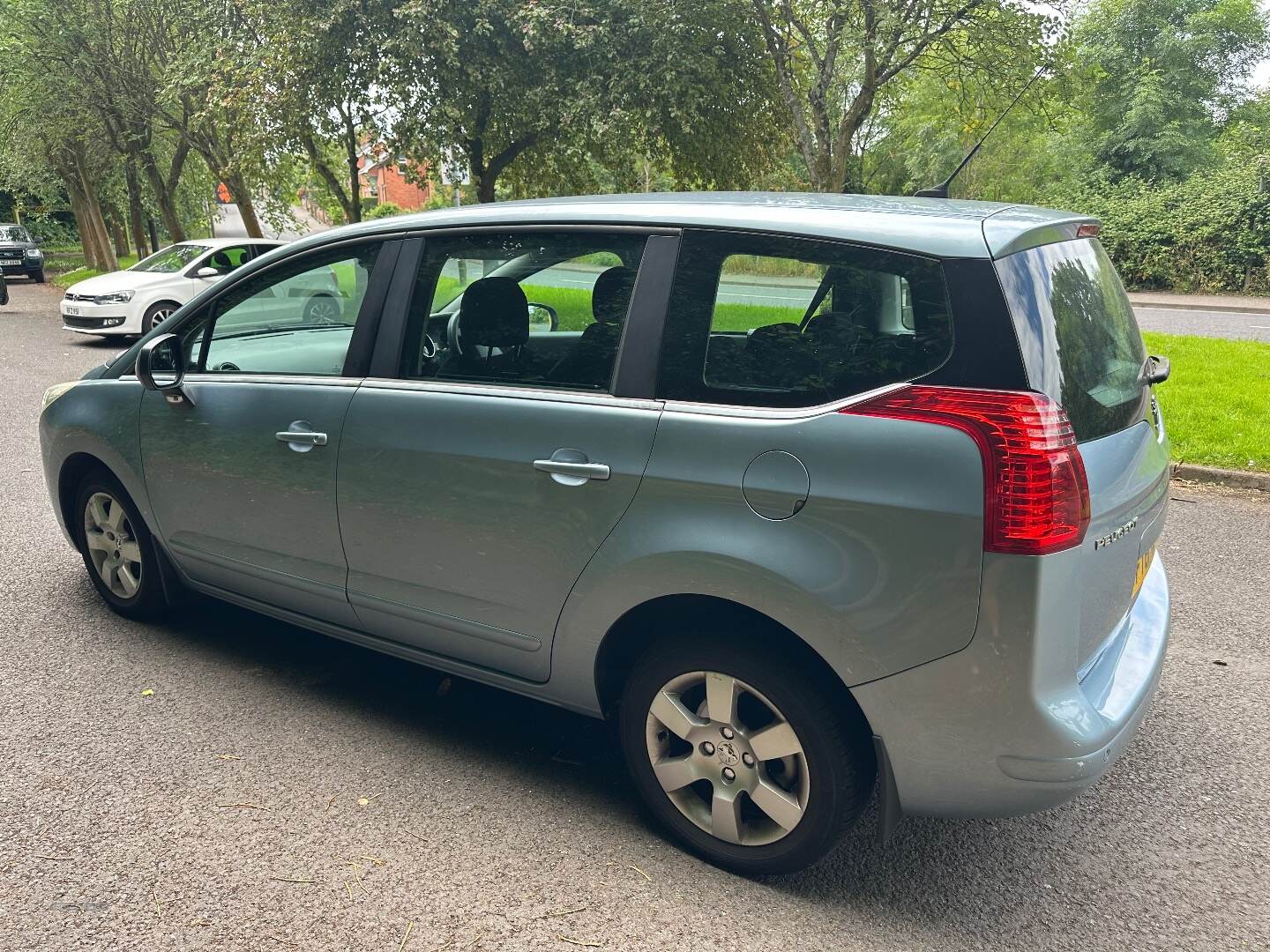 Peugeot 5008 DIESEL ESTATE in Antrim