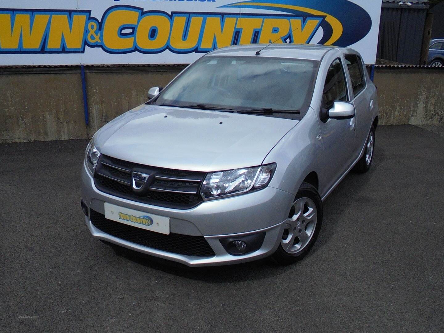 Dacia Sandero DIESEL HATCHBACK in Antrim