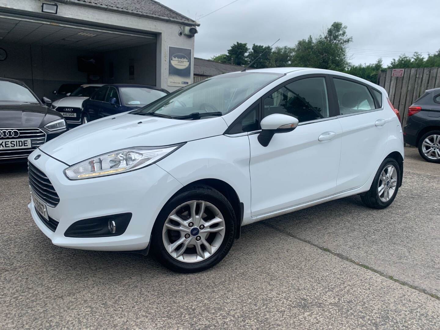 Ford Fiesta HATCHBACK in Down