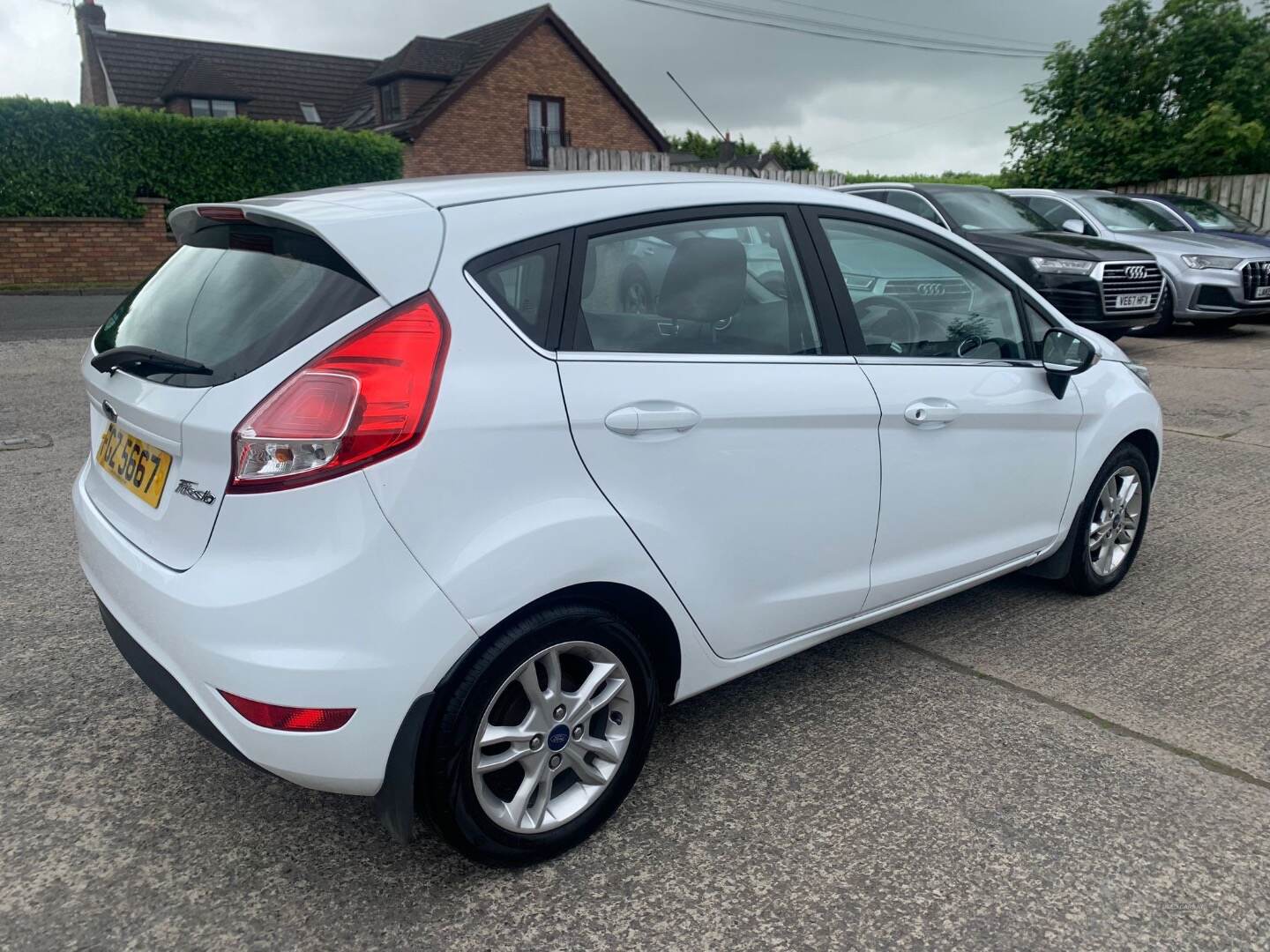 Ford Fiesta HATCHBACK in Down