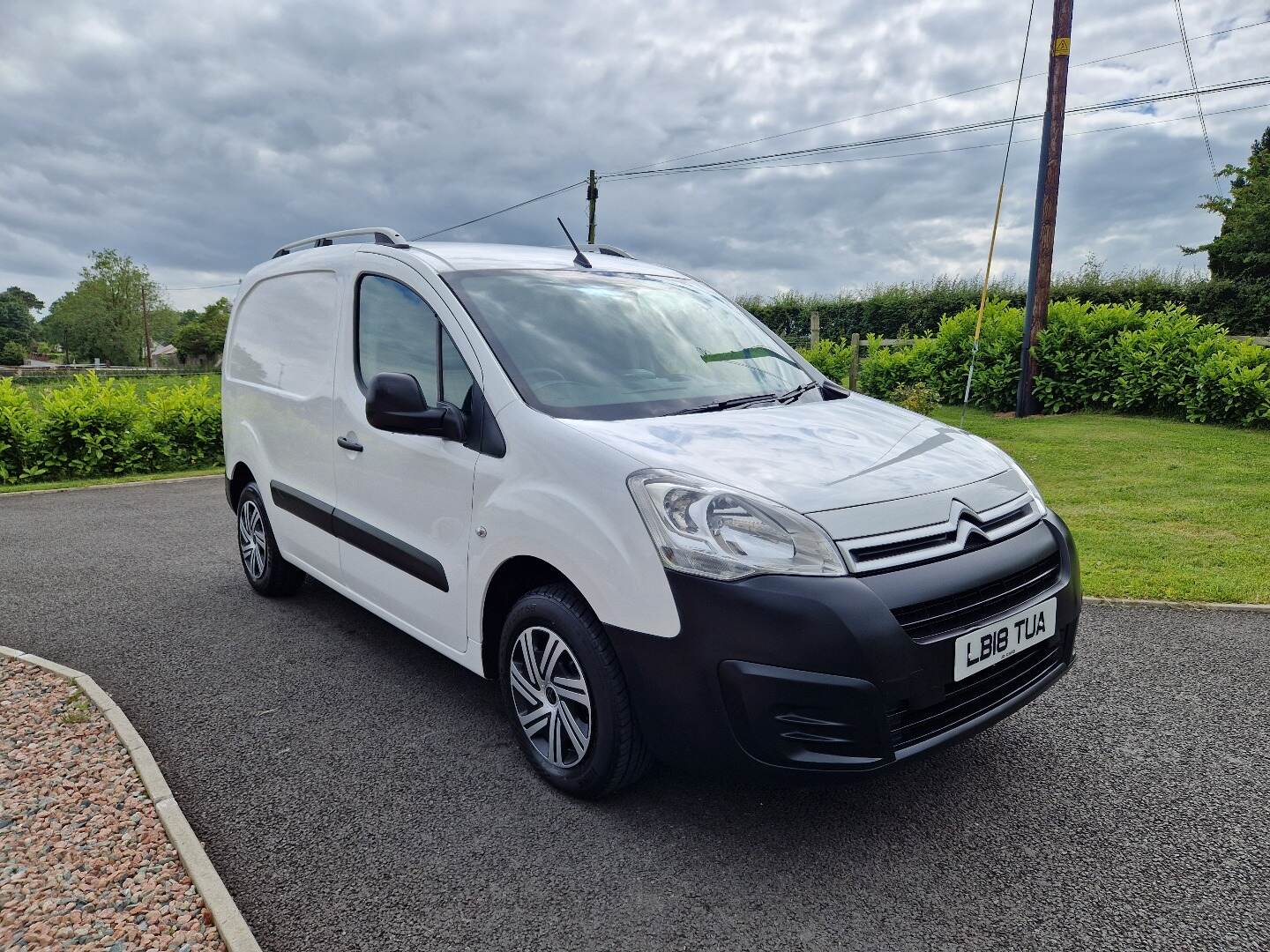 Citroen Berlingo L1 DIESEL in Down