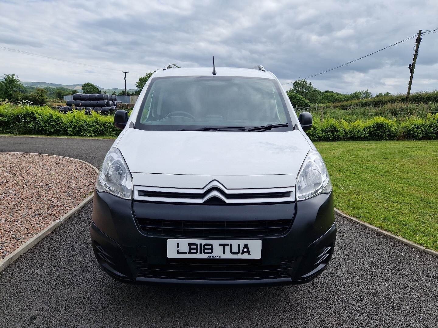 Citroen Berlingo L1 DIESEL in Down