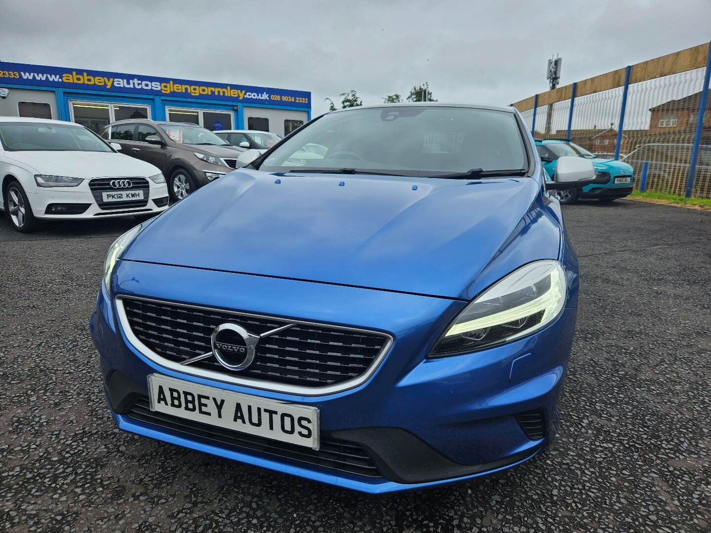 Volvo V40 DIESEL HATCHBACK in Antrim