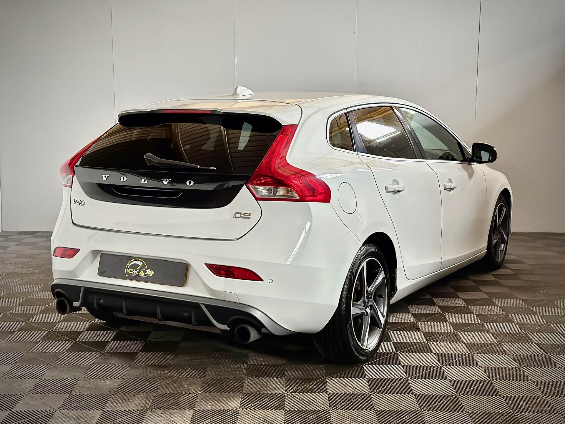 Volvo V40 DIESEL HATCHBACK in Tyrone