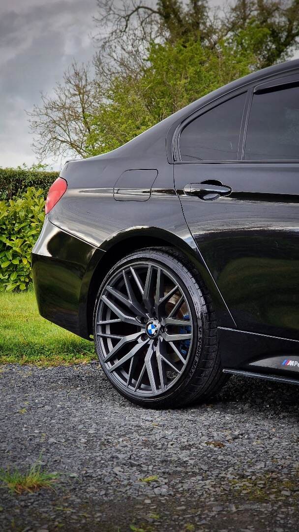 BMW 3 Series DIESEL SALOON in Antrim