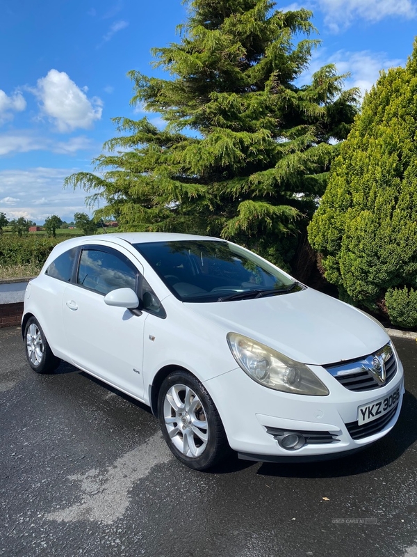 Vauxhall Corsa 1.4i 16V SXi 3dr in Armagh
