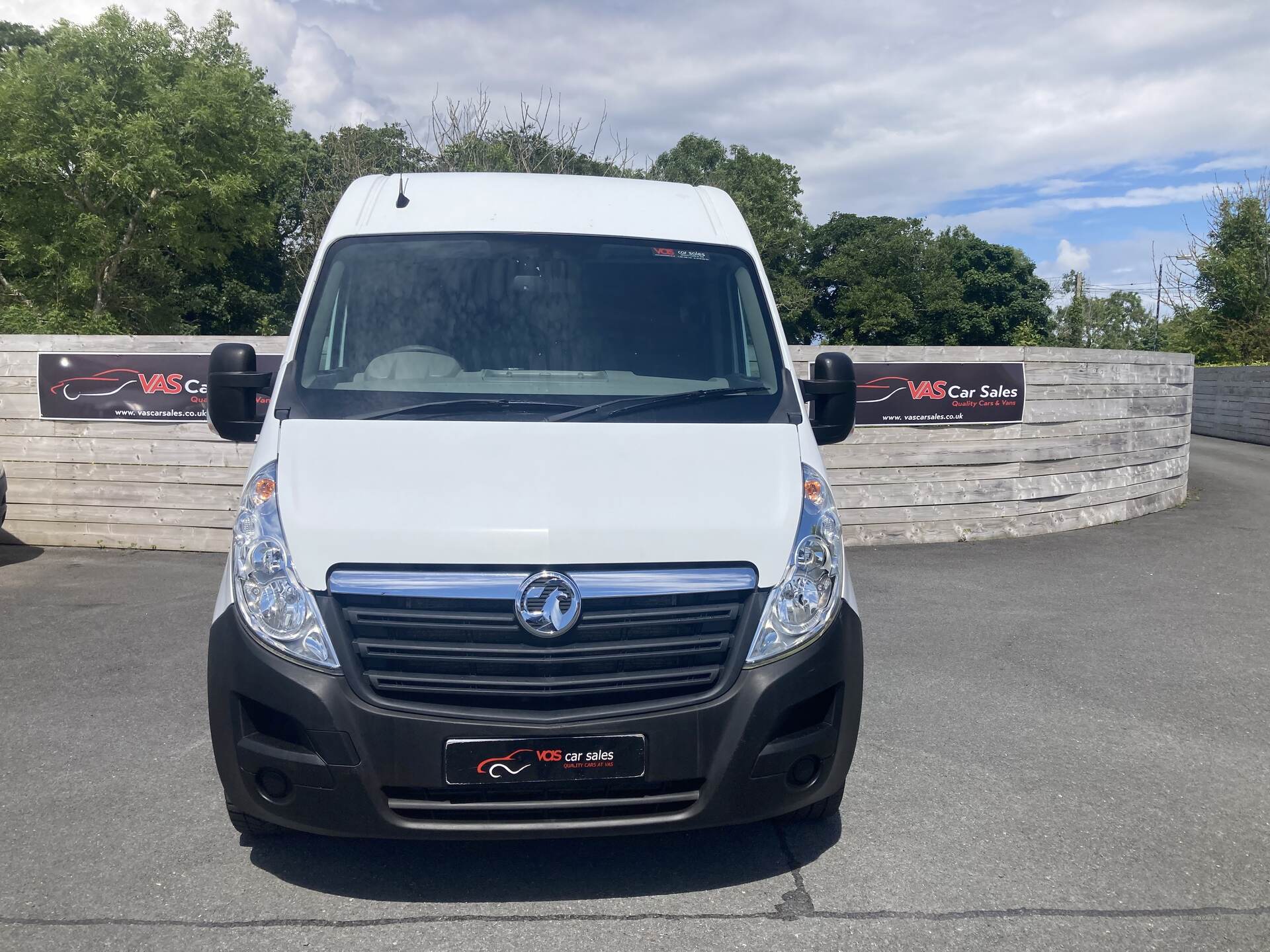 Vauxhall Movano 35 L2 DIESEL FWD in Down