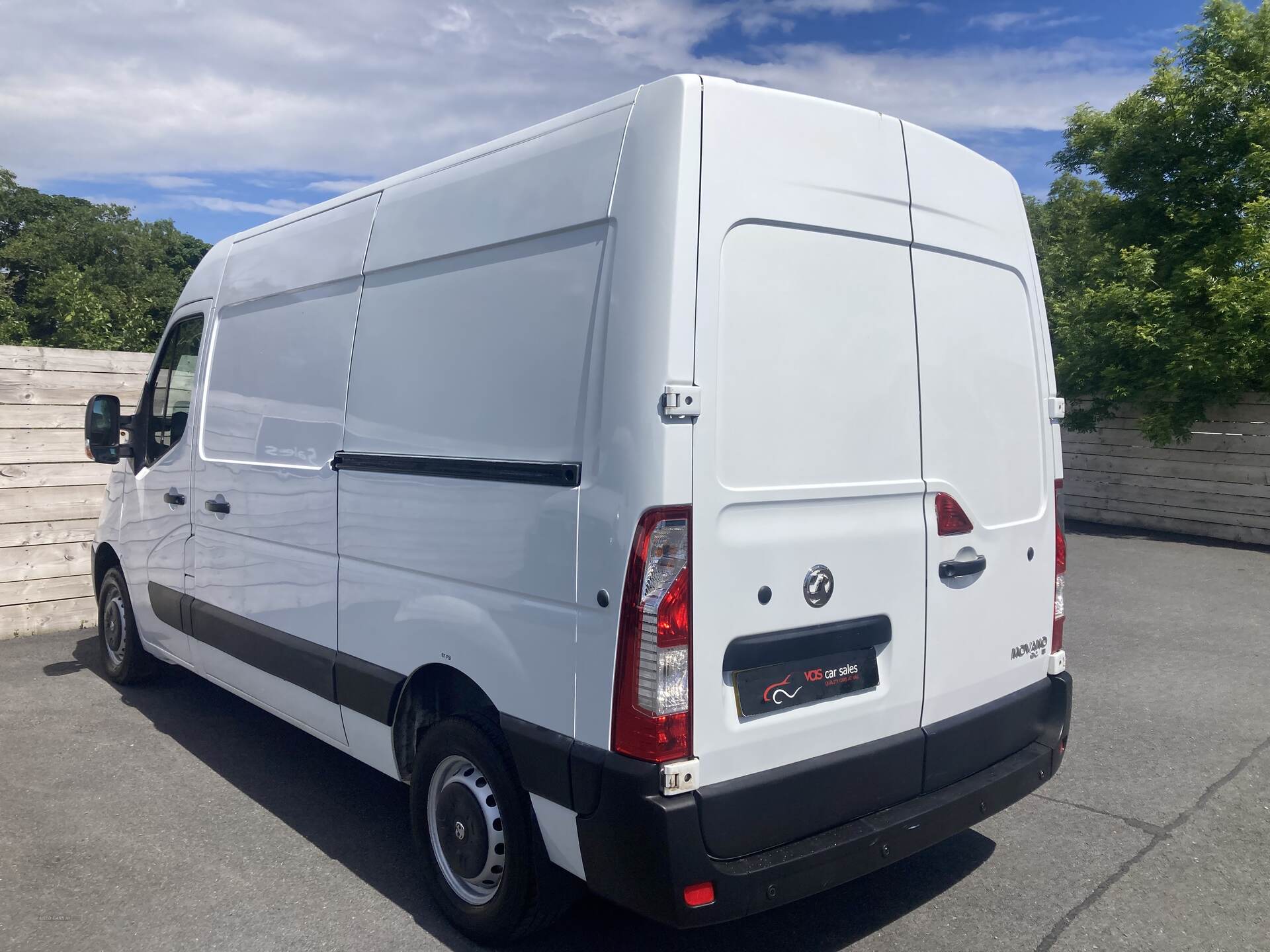 Vauxhall Movano 35 L2 DIESEL FWD in Down