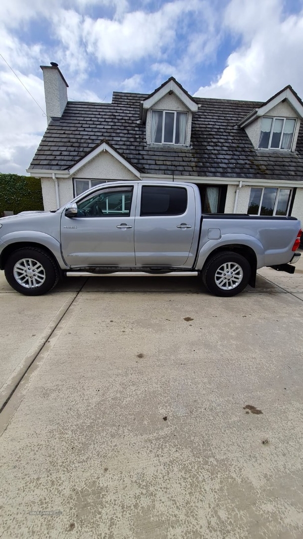 Toyota Hilux Invincible D/Cab Pick Up 3.0 D-4D 4WD 171 in Derry / Londonderry
