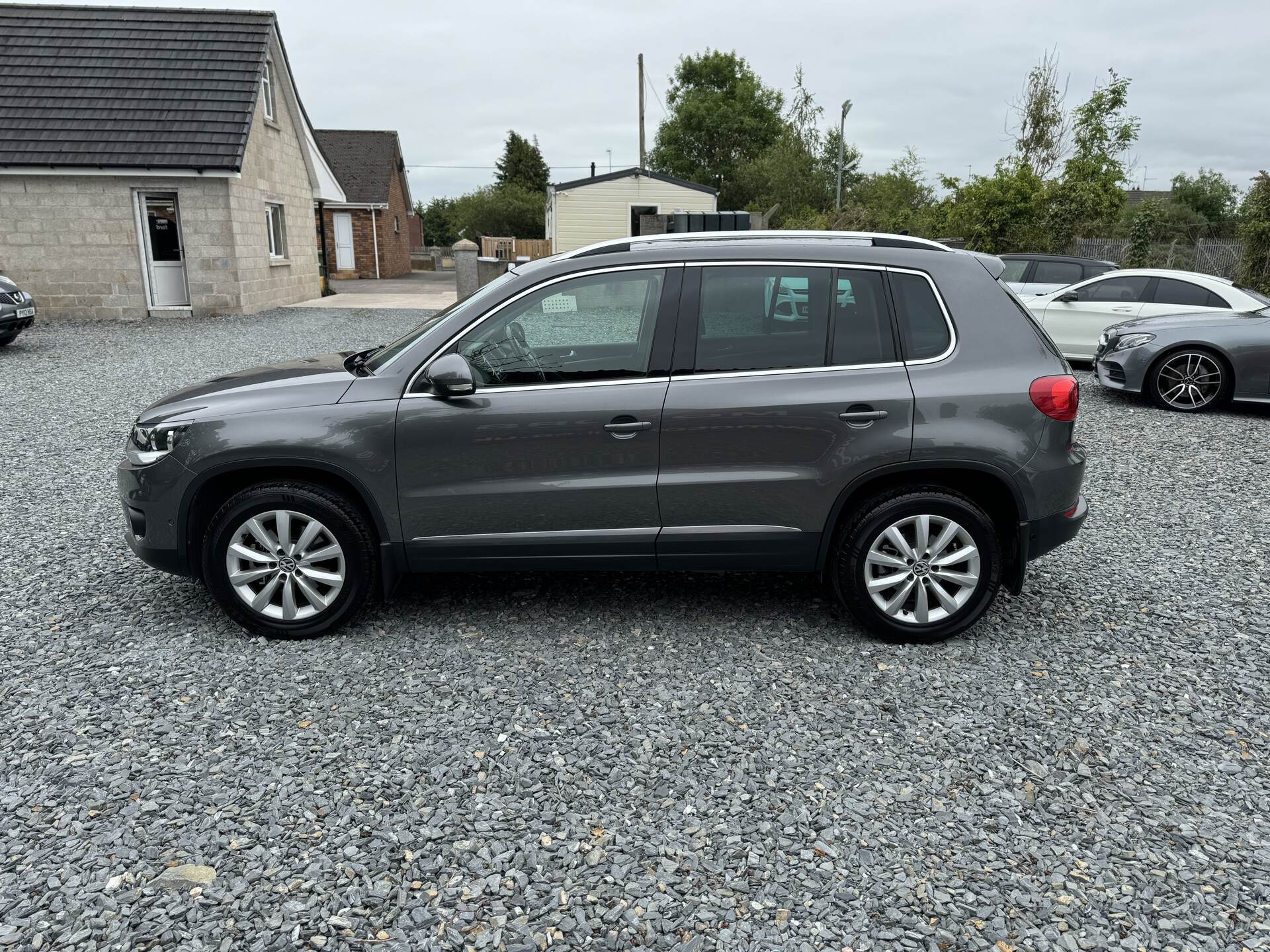 Volkswagen Tiguan DIESEL ESTATE in Armagh