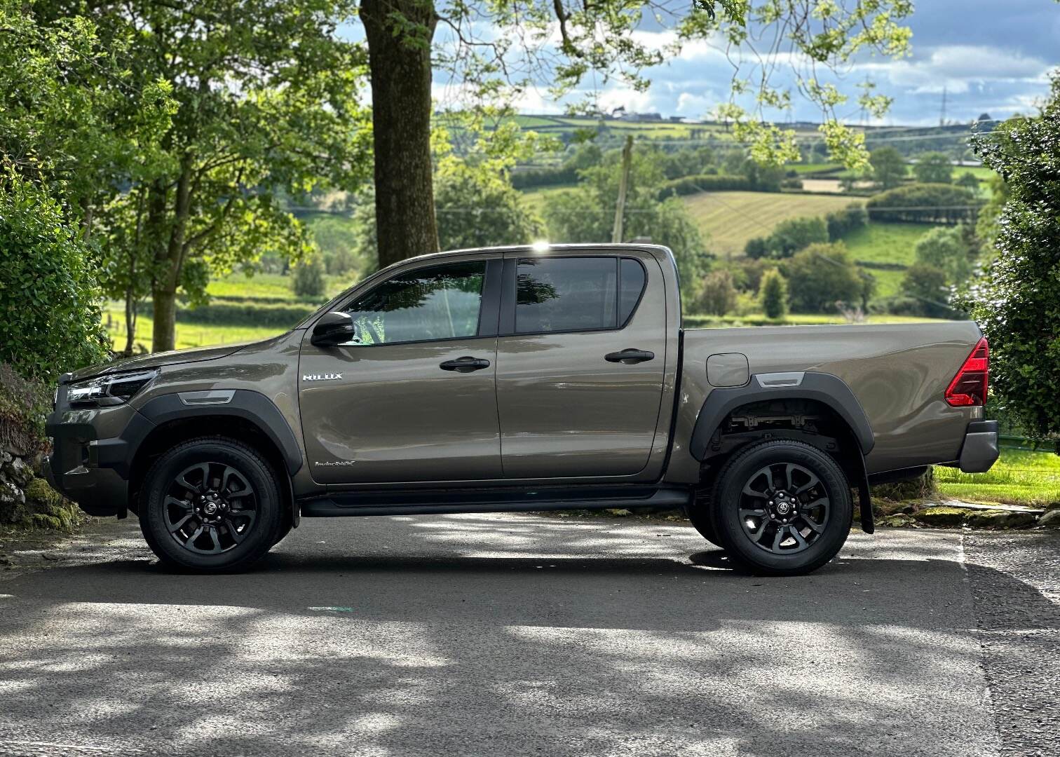 Toyota Hilux DIESEL in Antrim