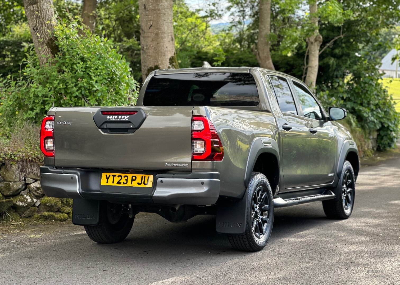 Toyota Hilux DIESEL in Antrim