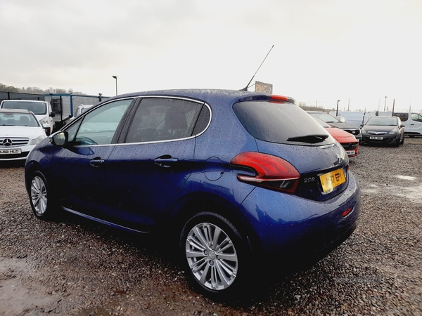 Peugeot 208 1.2 PureTech 82 Allure 5dr in Derry / Londonderry