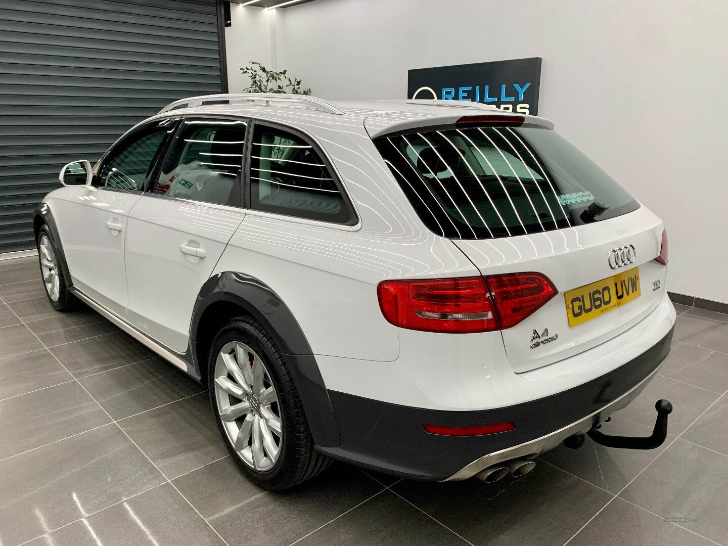 Audi A4 DIESEL ALLROAD ESTATE in Derry / Londonderry