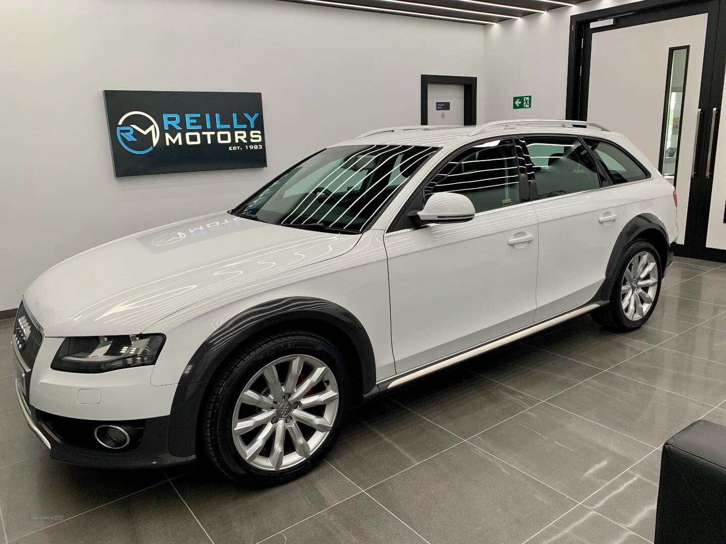 Audi A4 DIESEL ALLROAD ESTATE in Derry / Londonderry