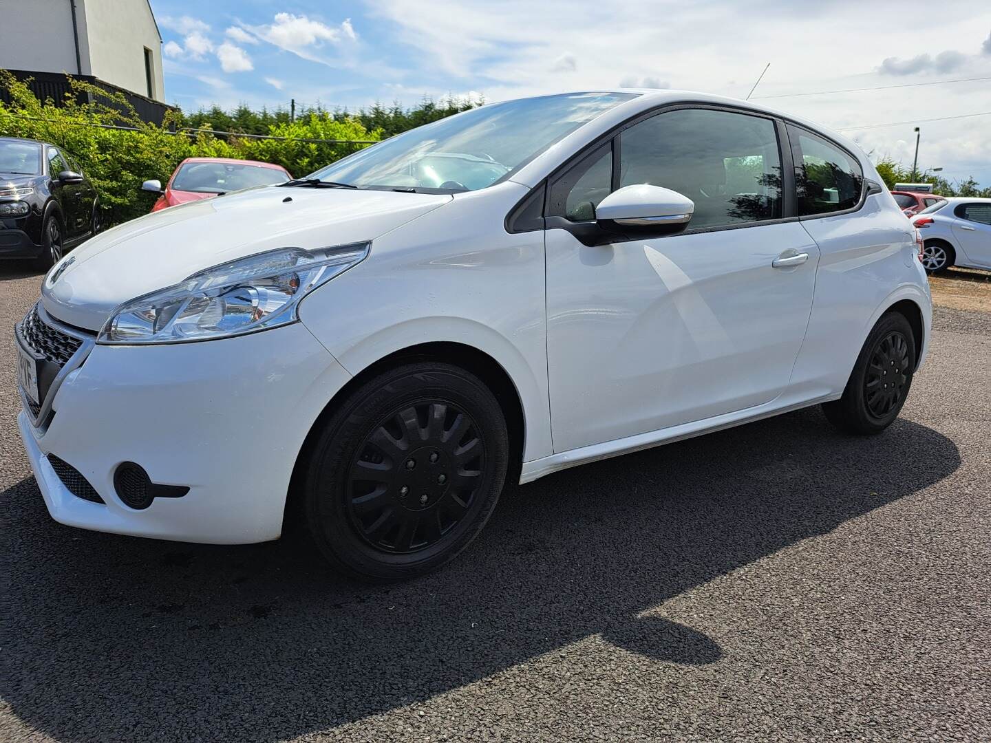 Peugeot 208 HATCHBACK in Antrim