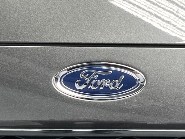 Ford C-max 1.6 125 Zetec 5Dr in Antrim