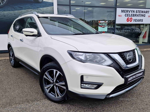 Nissan X-Trail 1.6 dCi N-Connecta 5dr [7 Seat] in Down