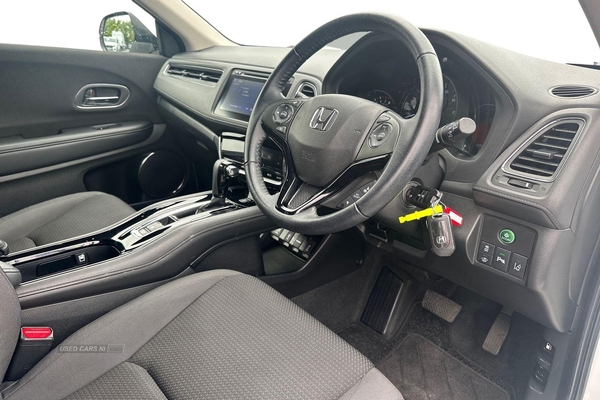 Honda HR-V 1.5 i-VTEC SE CVT 5dr - REVERSING CAMERA, SAT NAV, BLUETOOTH - TAKE ME HOME in Armagh