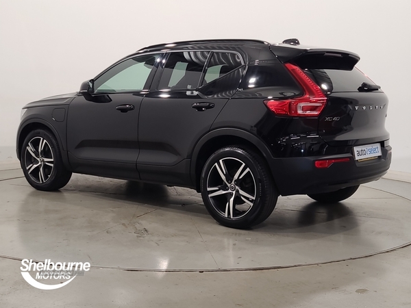Volvo XC40 1.5h T4 Recharge 10.7kWh R-Design SUV 5dr Petrol Plug-in Hybrid Auto Euro 6 (s/s) (211 ps) in Down