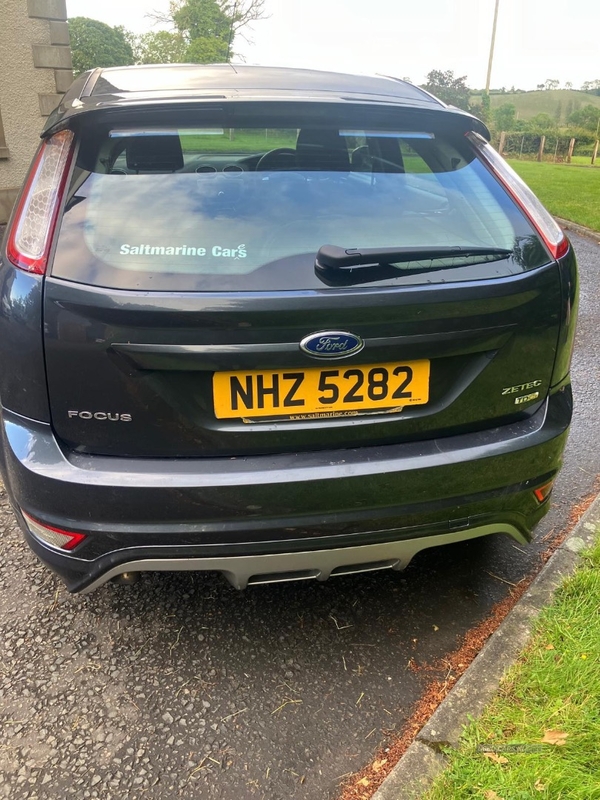 Ford Focus 1.6 TDCi Zetec S 5dr [110] [DPF] in Down